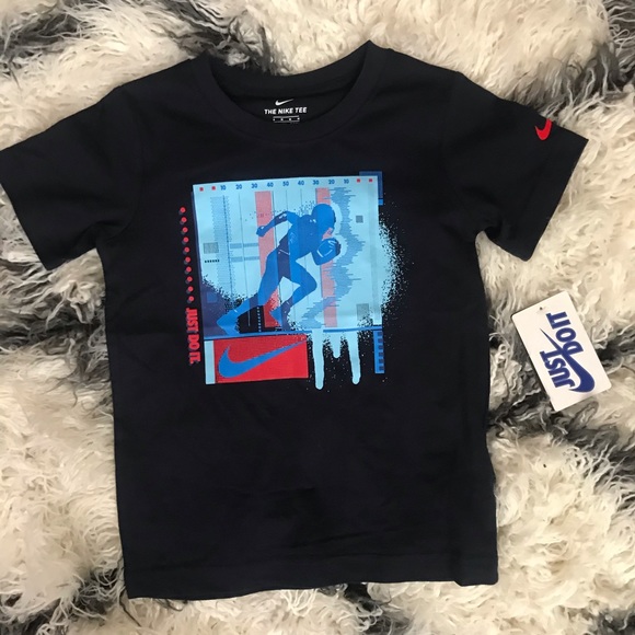 NWT Boys’ Nike Obsidian Graphic Tee - Picture 2 of 5